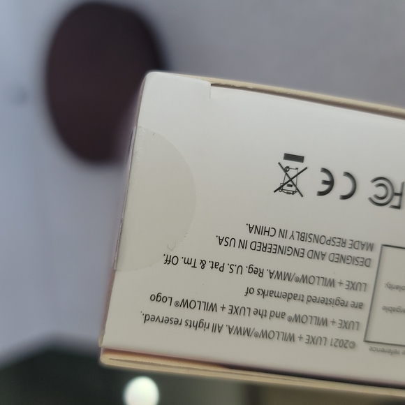 Luxe+Willow Bio Phoenix Rose Quartz Vibrating Facial Massager - Picture 16 of 16